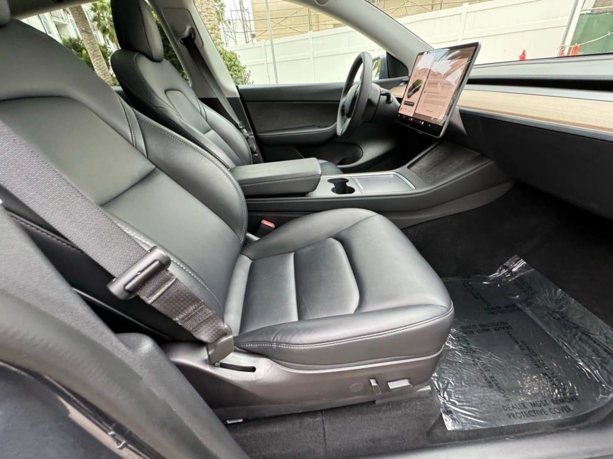 2022 Tesla Model Y Performance photo 17