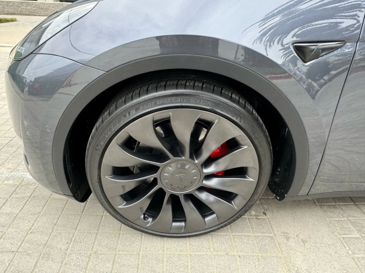 2022 Tesla Model Y Performance photo 24