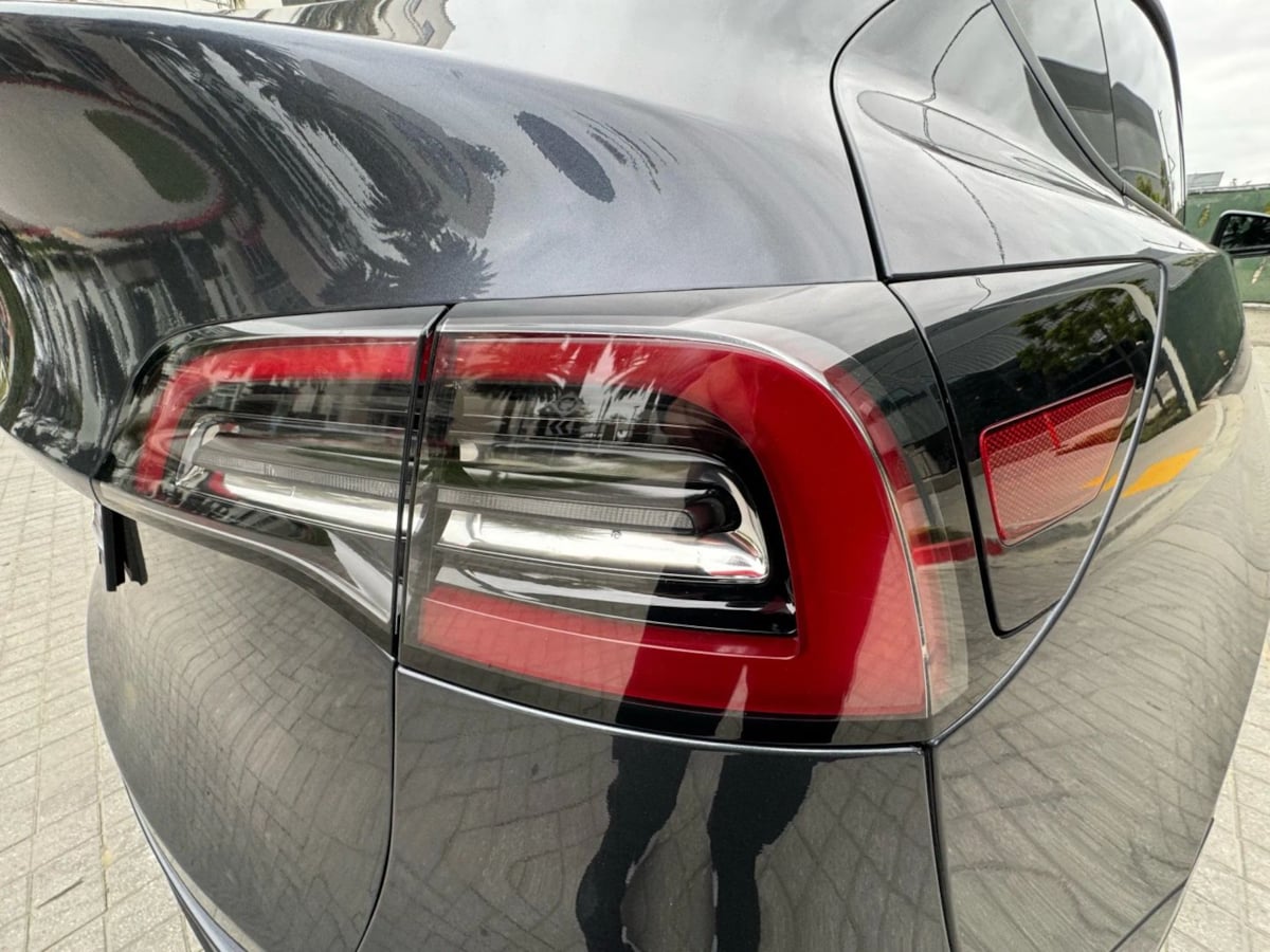2022 Tesla Model Y Performance photo 29