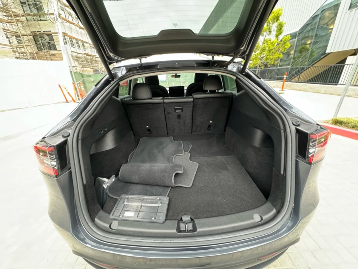 2022 Tesla Model Y Performance photo 39