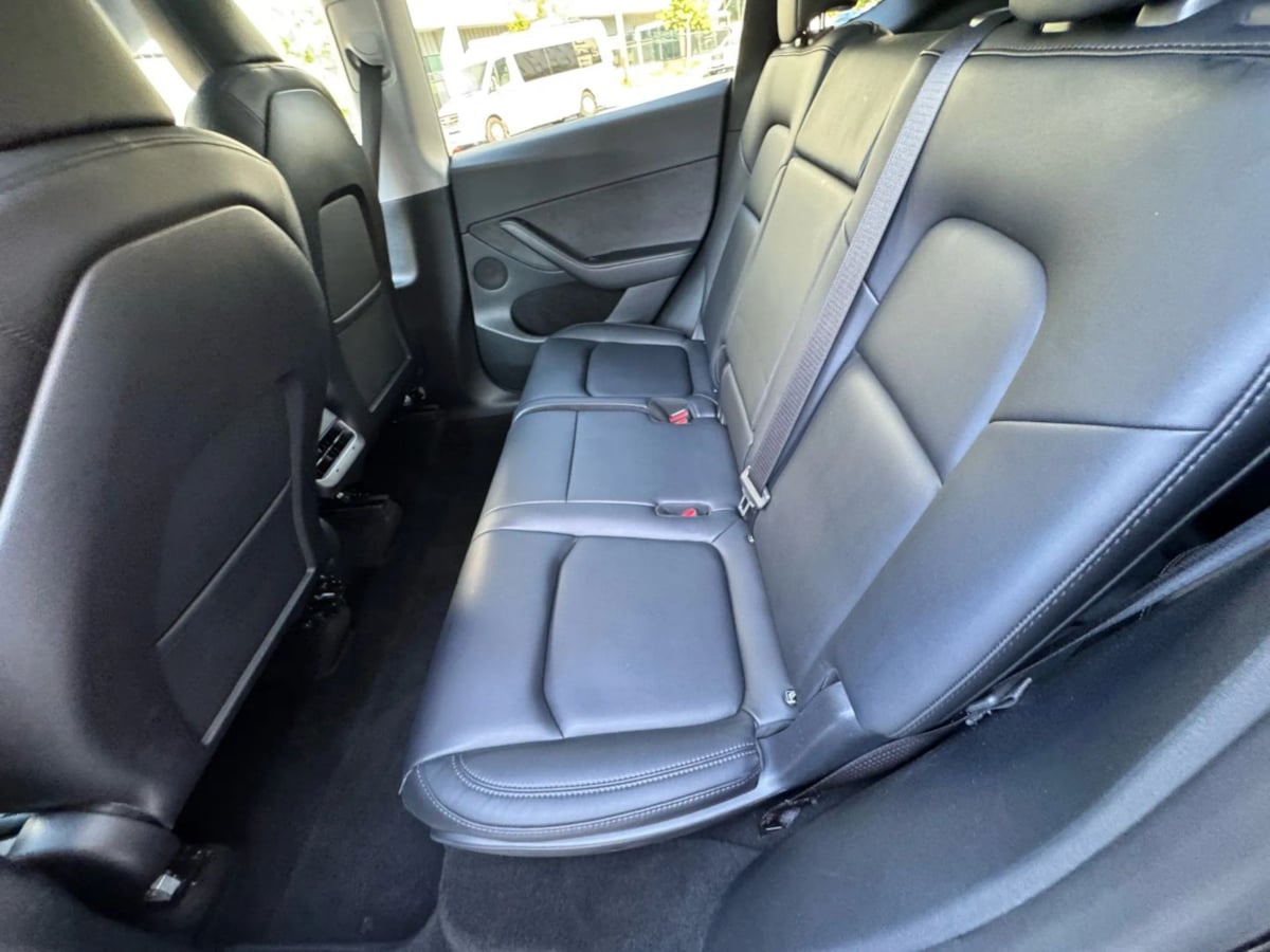 2023 Tesla Model Y Long Range photo 12