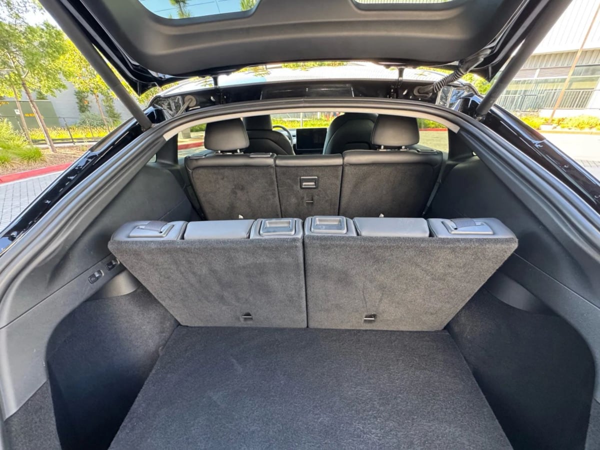2023 Tesla Model Y Long Range photo 29