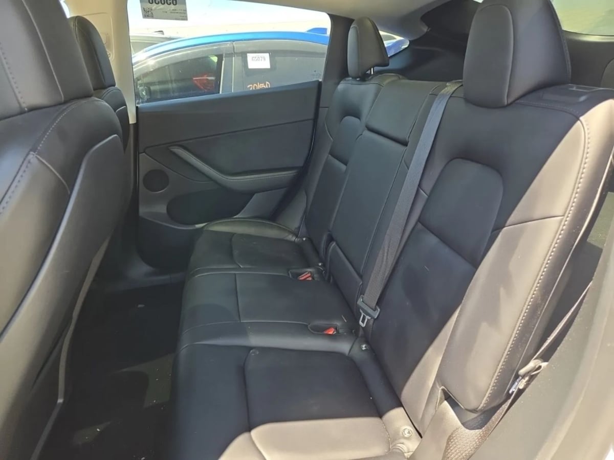 2022 Tesla Model Y Performance photo 2