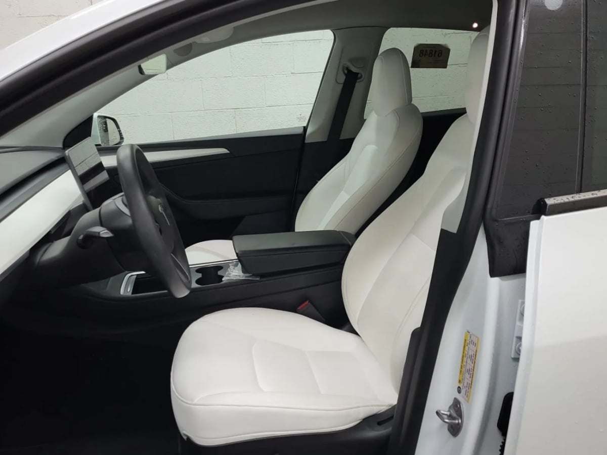 2022 Tesla Model Y Performance photo 3