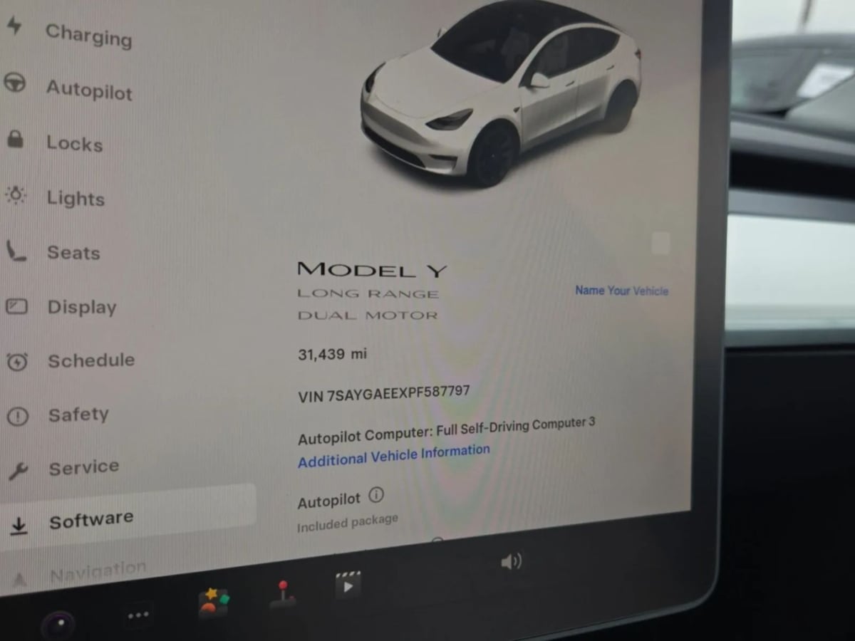 2023 Tesla Model Y Long Range photo 5