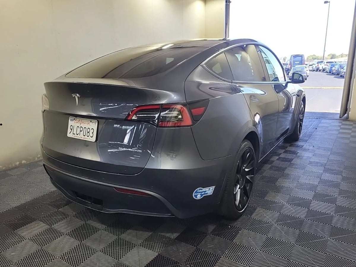 2021 Tesla Model Y Long Range photo 5