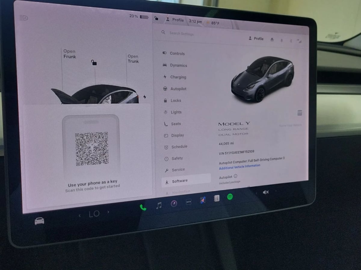 2021 Tesla Model Y Long Range photo 2