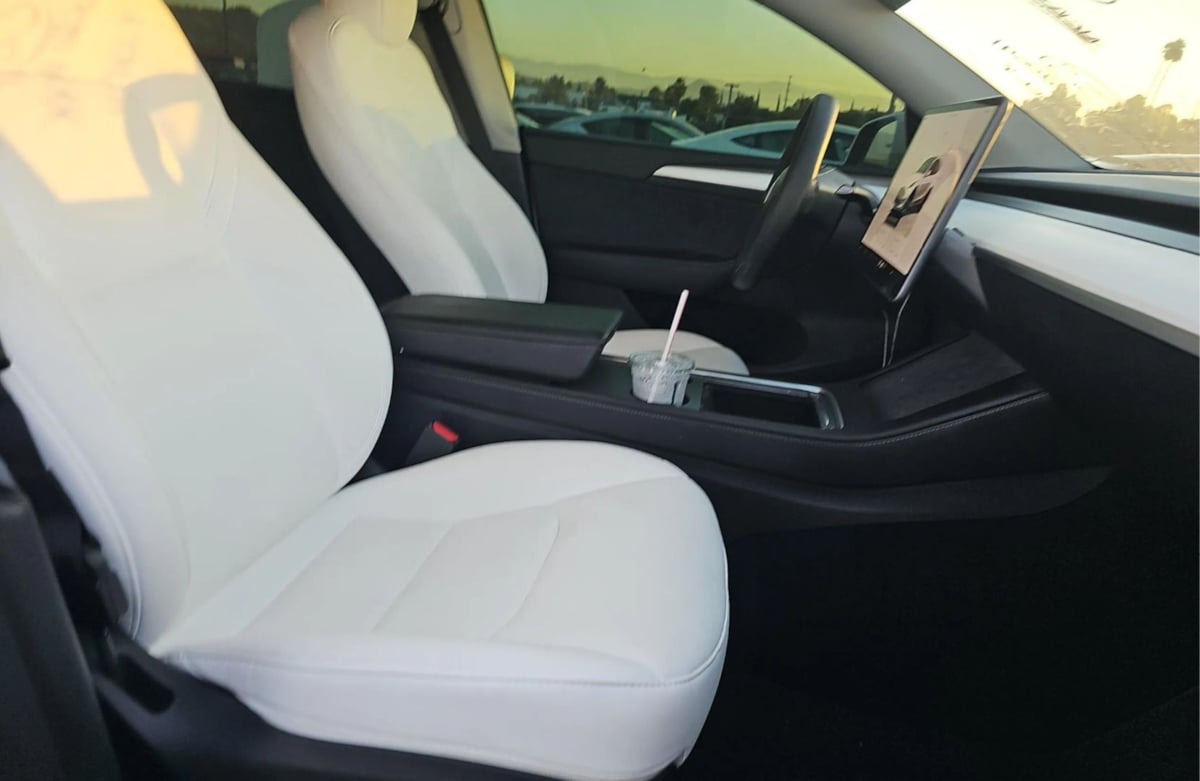 2024 Tesla Model Y Performance photo 3