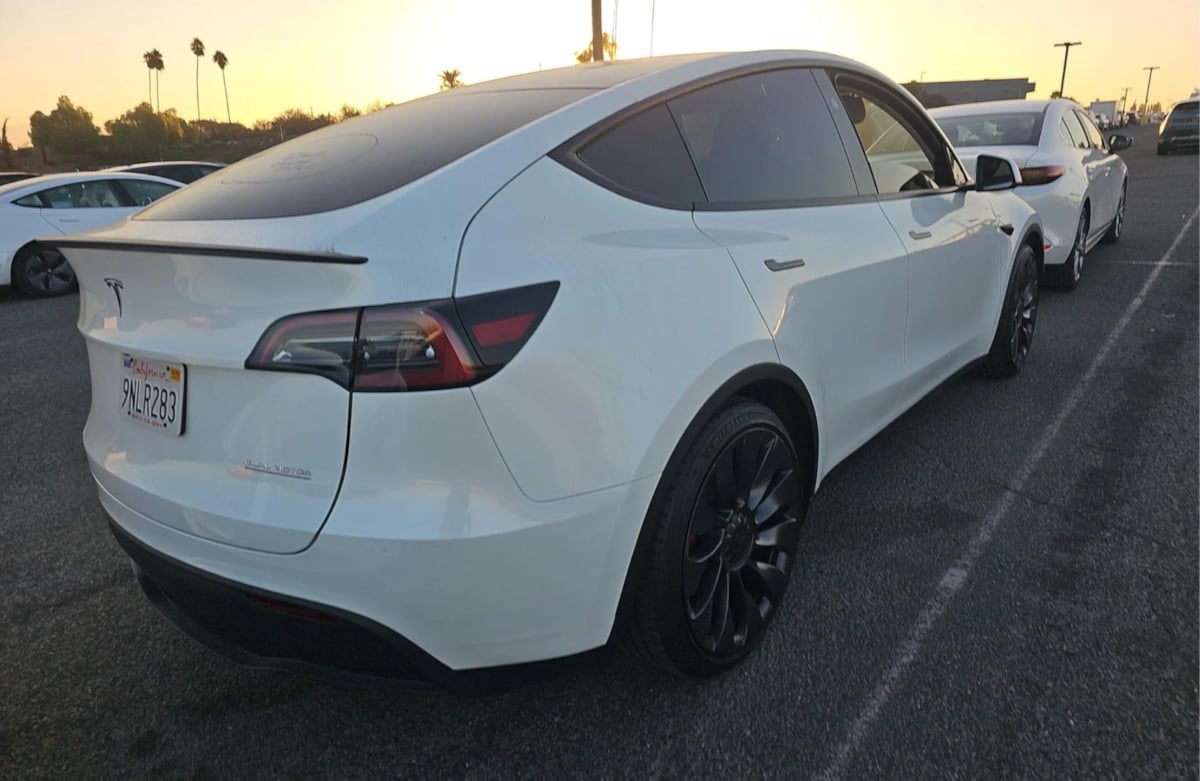 2024 Tesla Model Y Performance photo 6