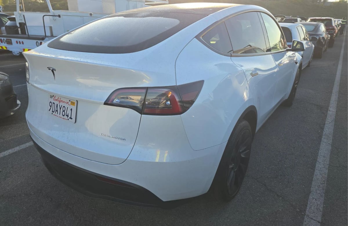 2022 Tesla Model Y Long Range photo 8