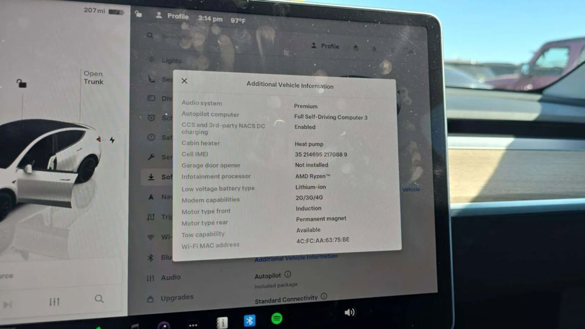 2022 Tesla Model Y Performance photo 2