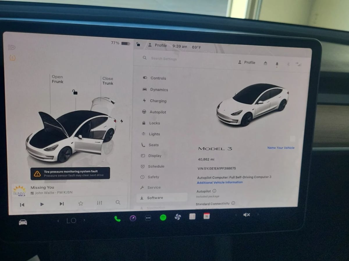 2023 Tesla Model 3 photo 6