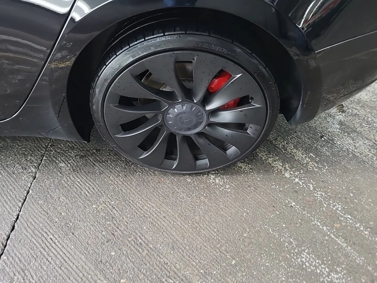 2023 Tesla Model 3 Performance photo 7