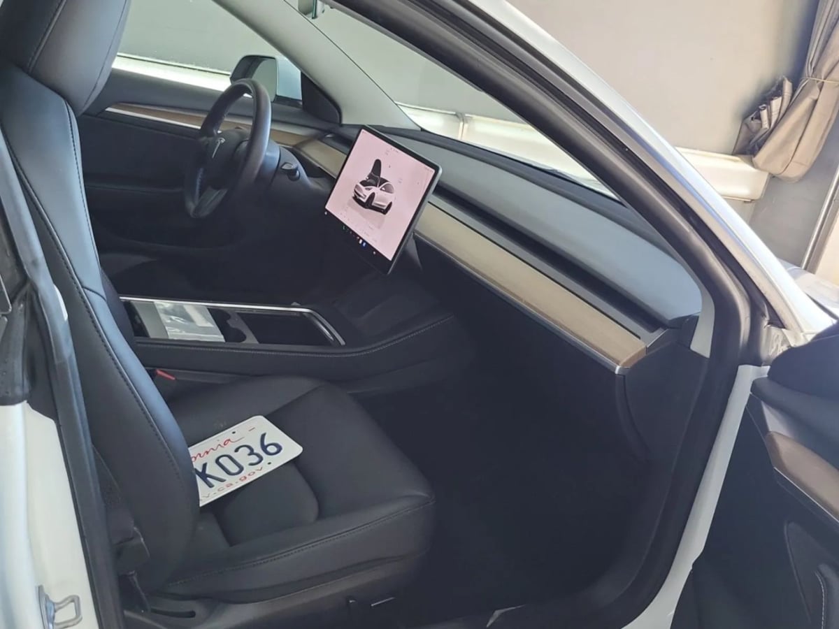 2023 Tesla Model 3 Performance photo 6