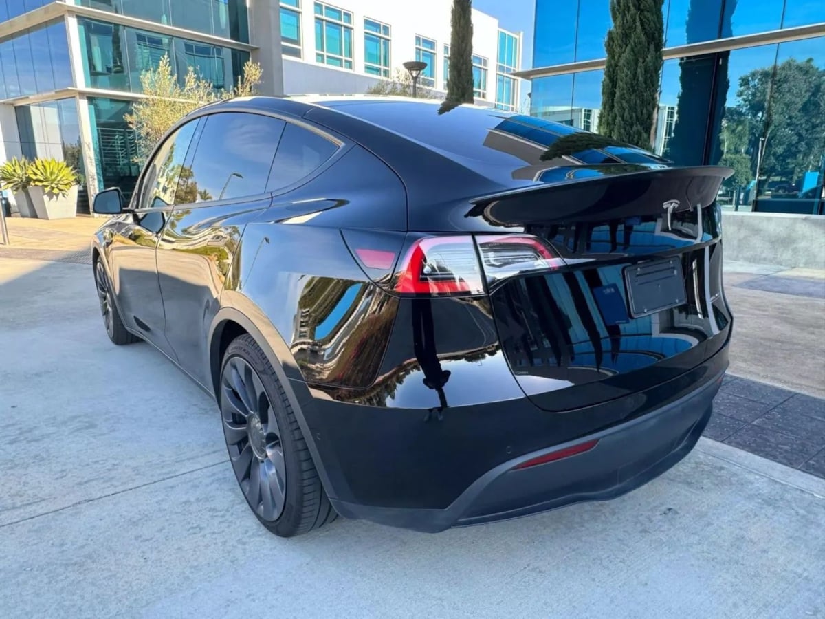 2022 Tesla Model Y Performance photo 2