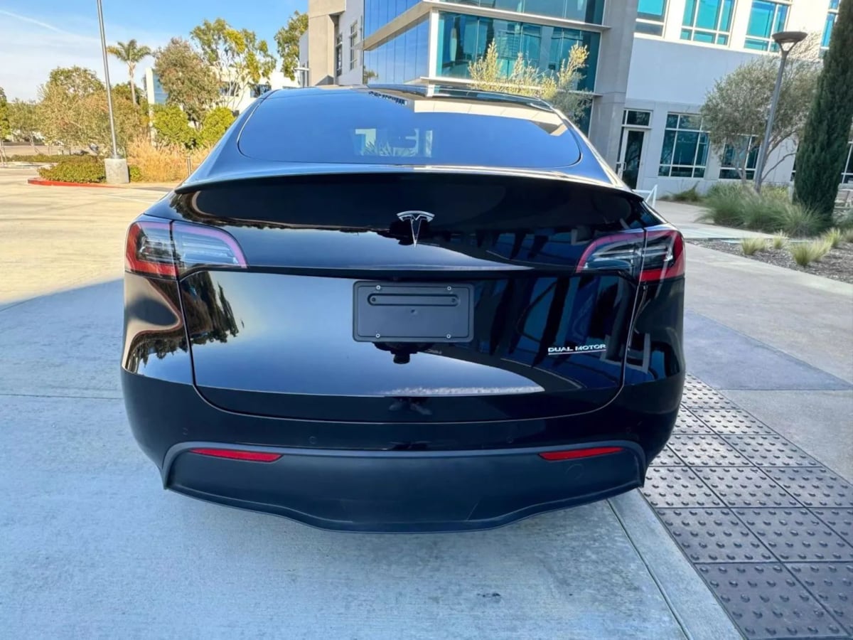 2022 Tesla Model Y Performance photo 3