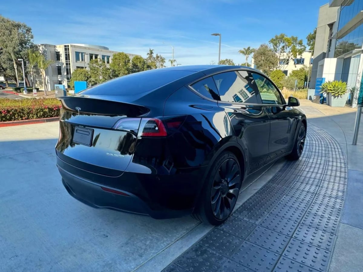 2022 Tesla Model Y Performance photo 4