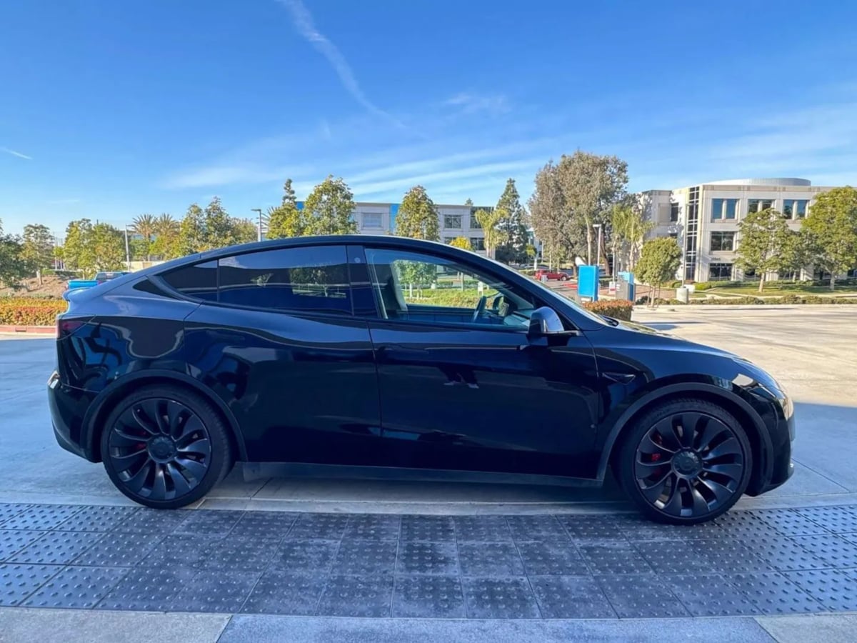 2022 Tesla Model Y Performance photo 5