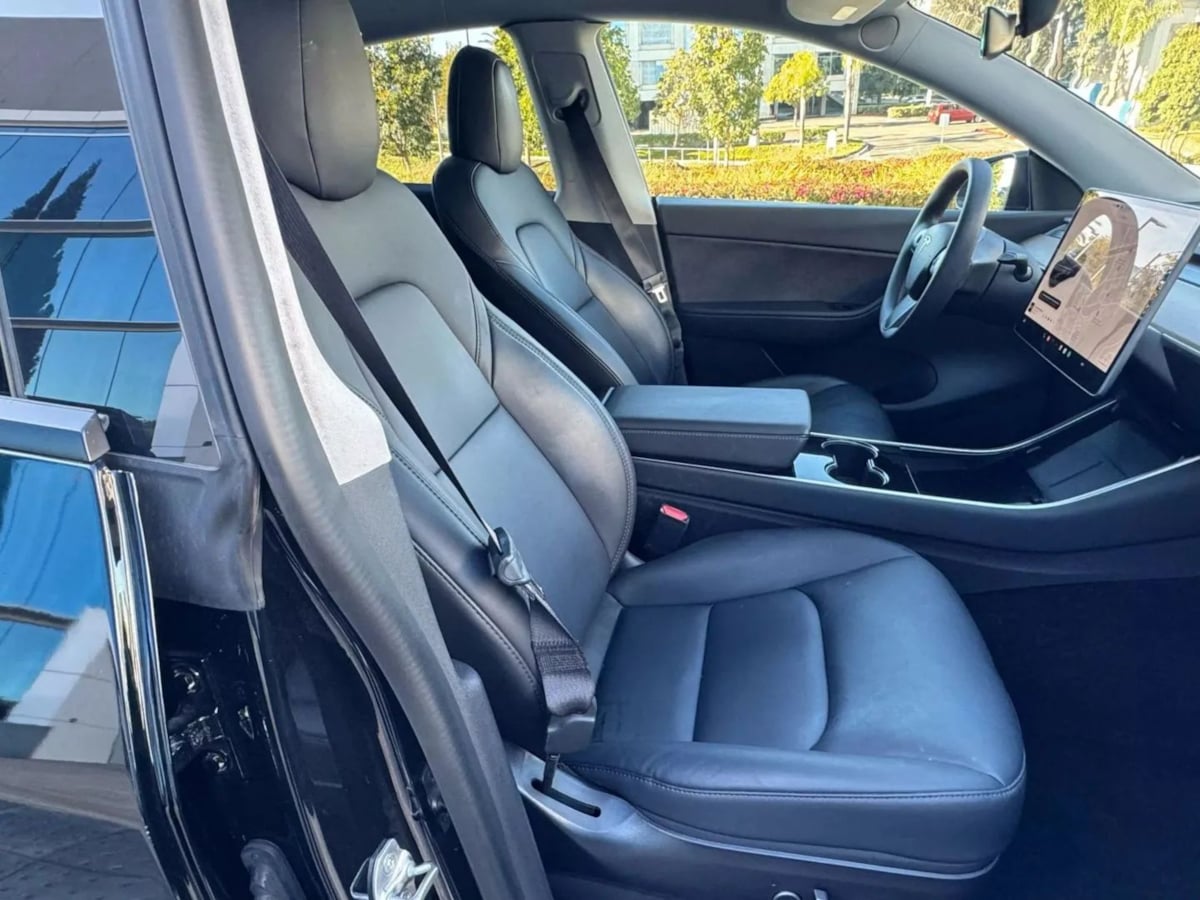 2022 Tesla Model Y Performance photo 10