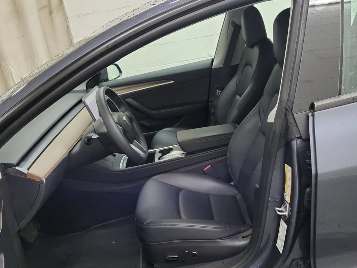 2022 Tesla Model 3 Long Range photo 5