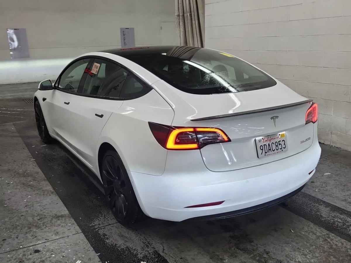 2022 Tesla Model 3 Performance photo 4
