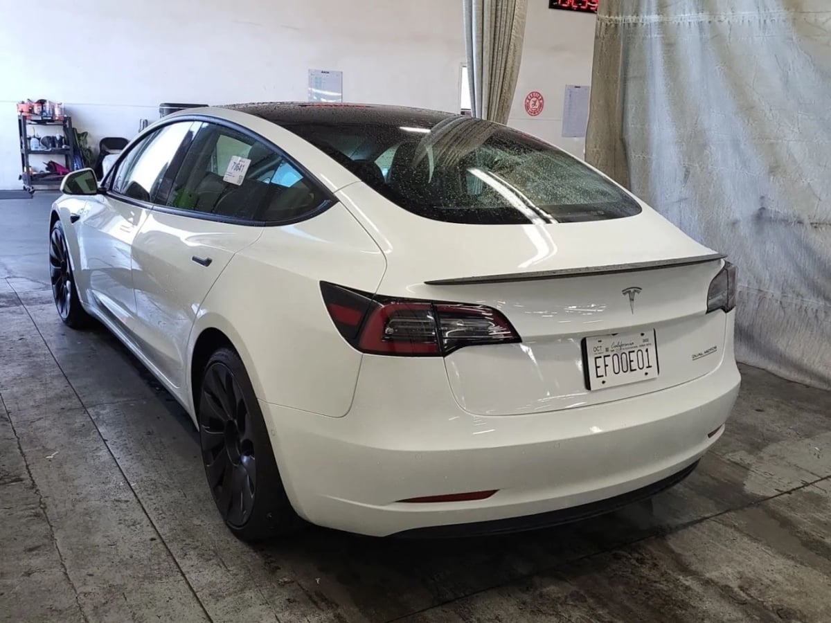 2022 Tesla Model 3 Performance photo 2