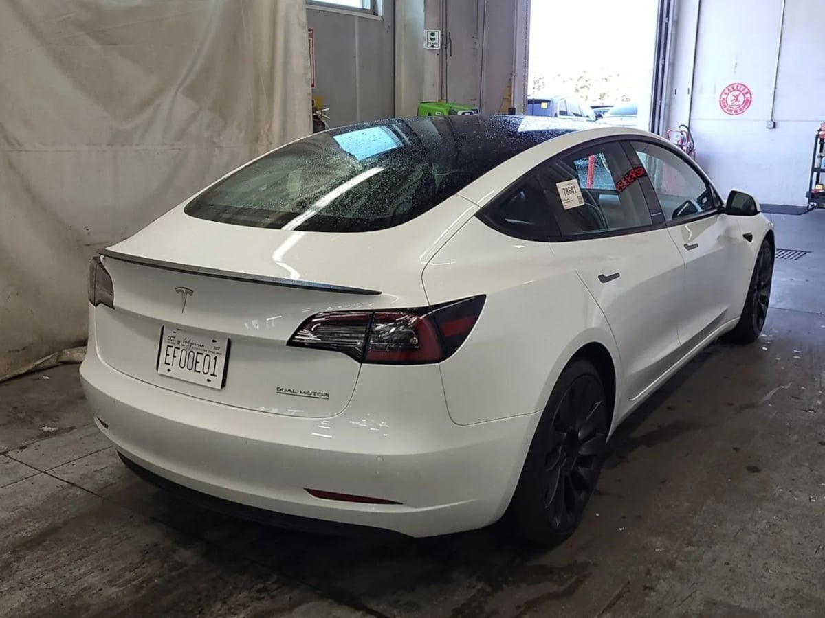 2022 Tesla Model 3 Performance photo 3