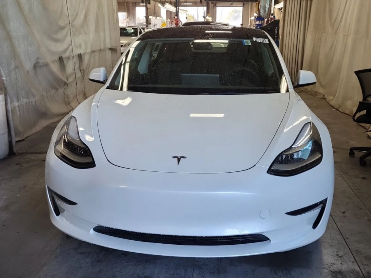 2022 Tesla Model 3 Performance photo 4