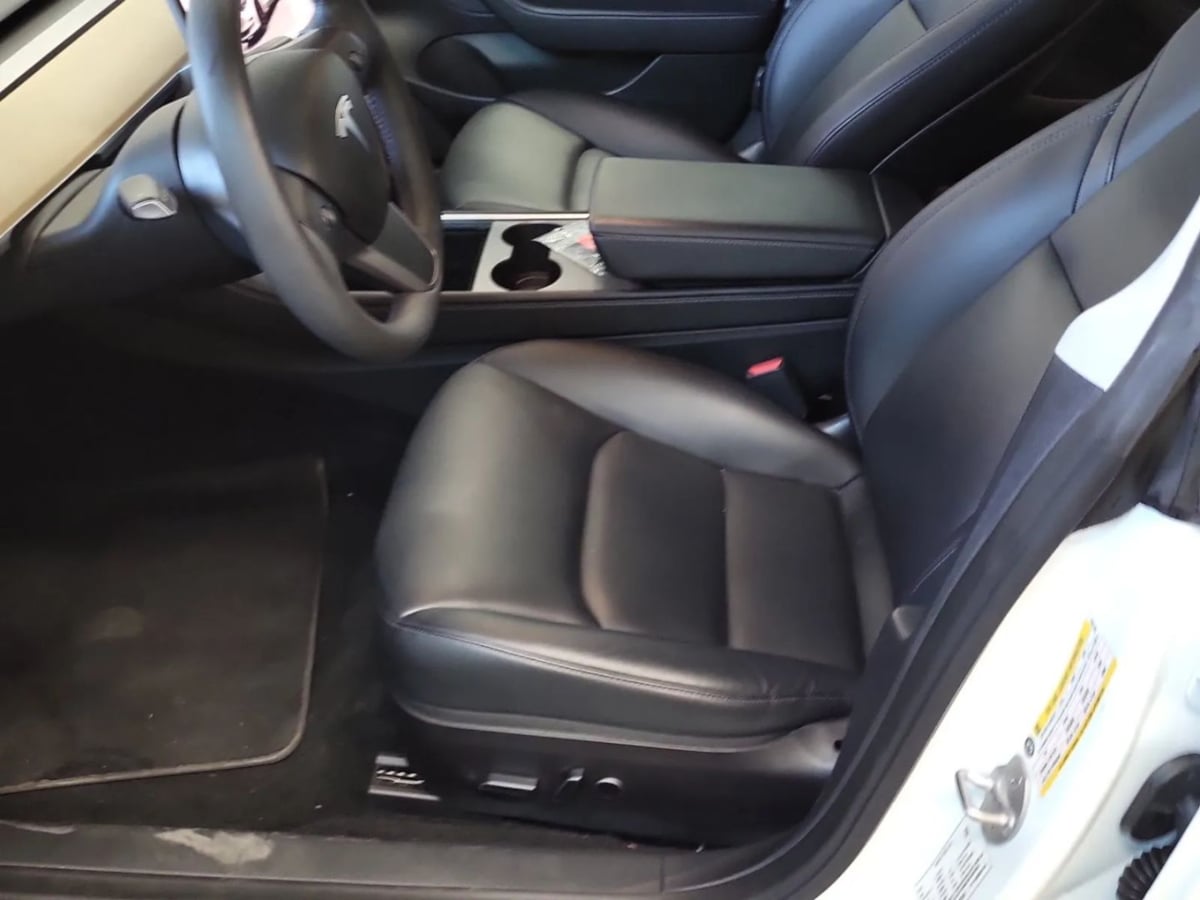 2022 Tesla Model 3 Performance photo 5
