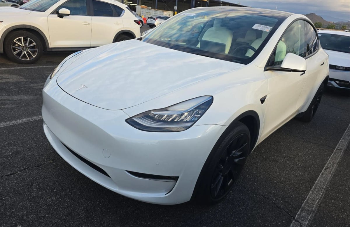 2022 Tesla Model Y Long Range photo 7