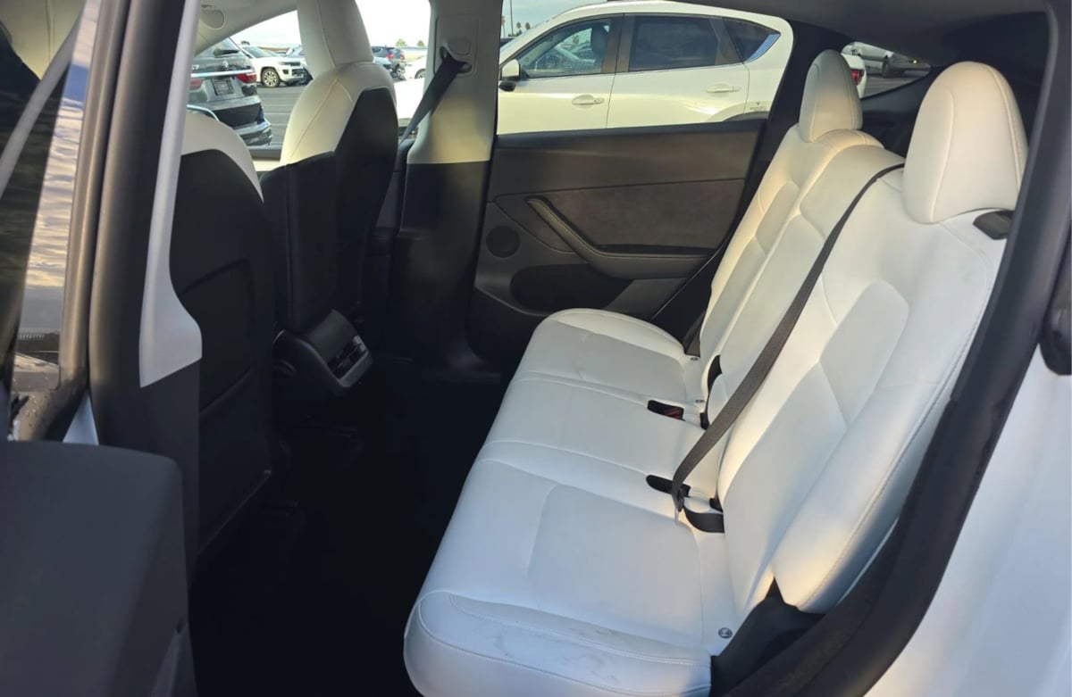 2022 Tesla Model Y Long Range photo 8