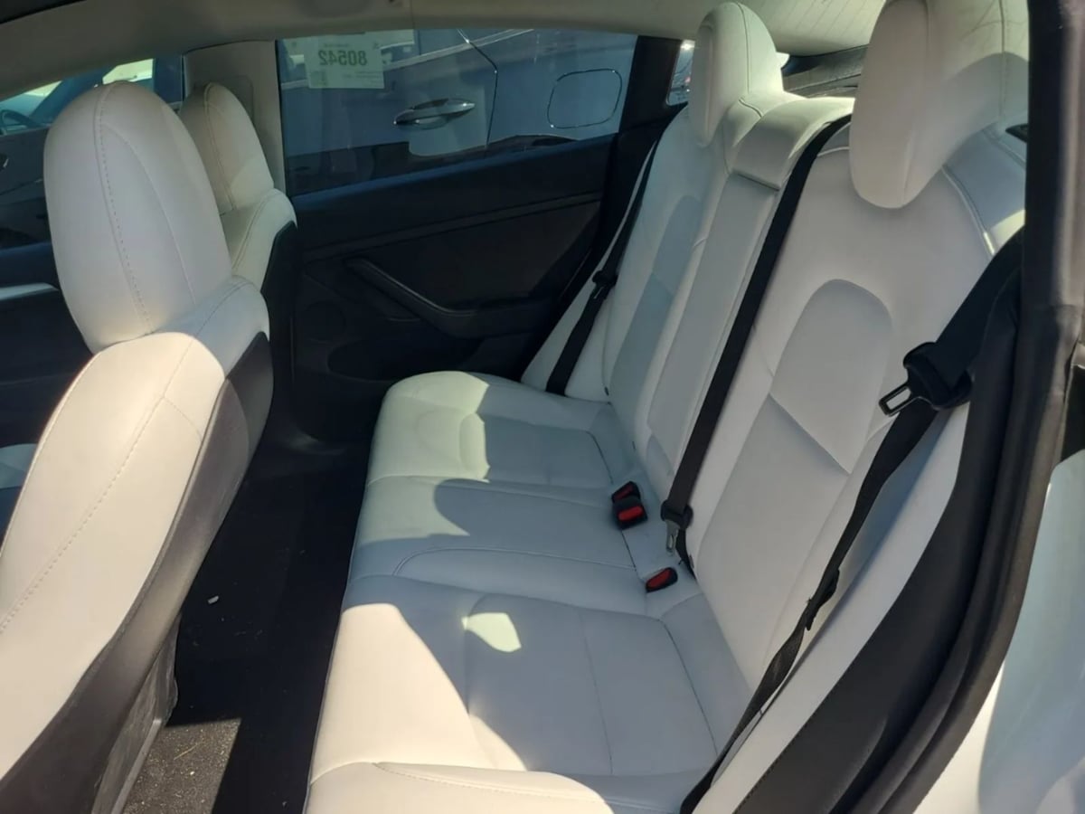 2022 Tesla Model 3 photo 6