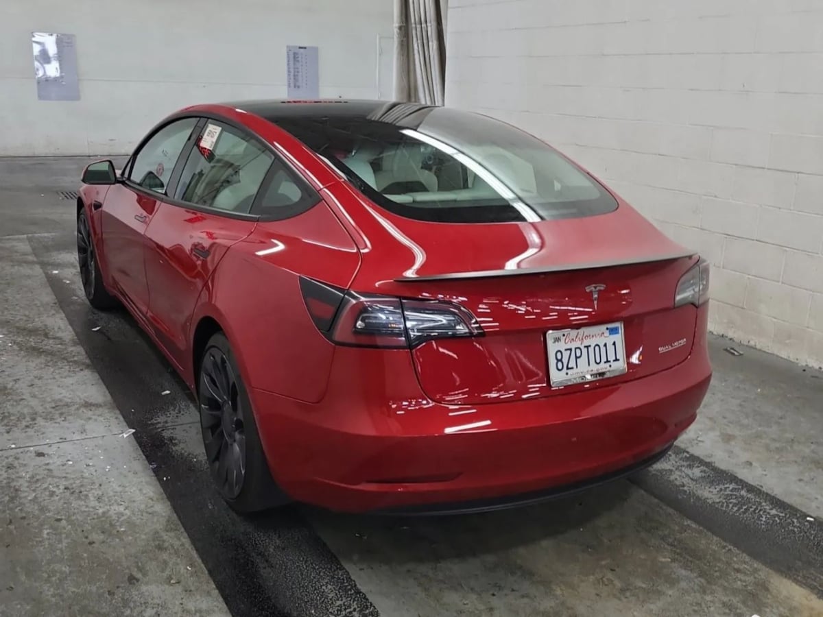 2022 Tesla Model 3 Performance photo 4