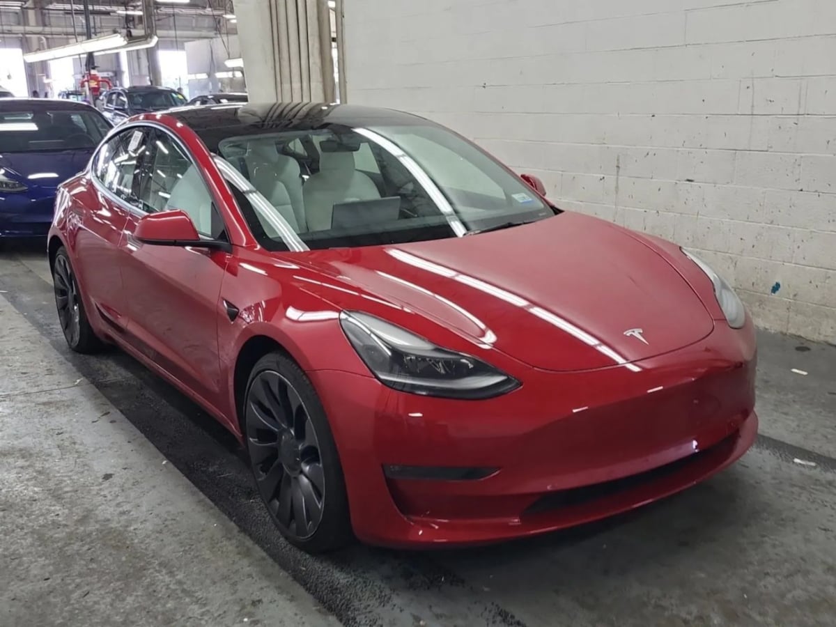 2022 Tesla Model 3 Performance photo 7