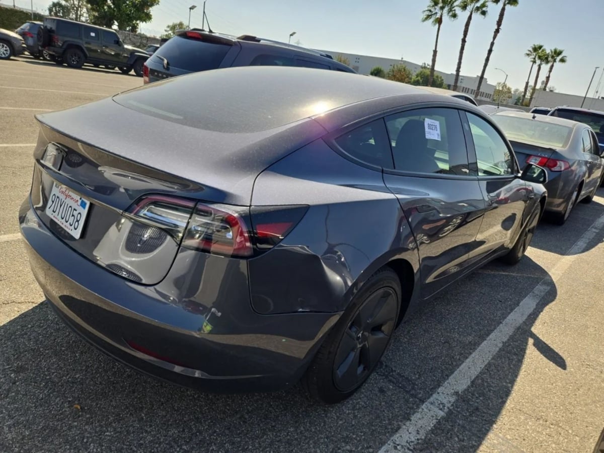 2023 Tesla Model 3 photo 5
