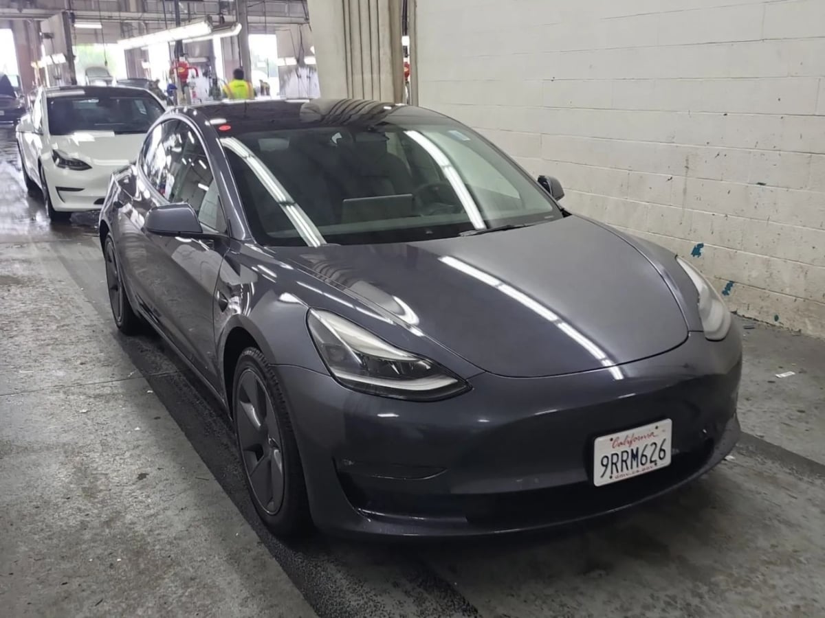 2022 Tesla Model 3 Long Range photo 5