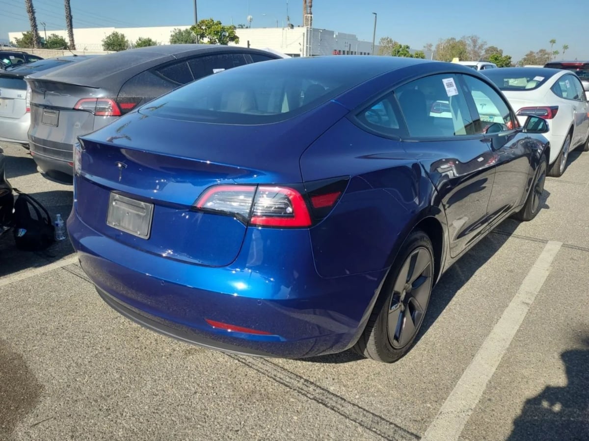 2022 Tesla Model 3 photo 6