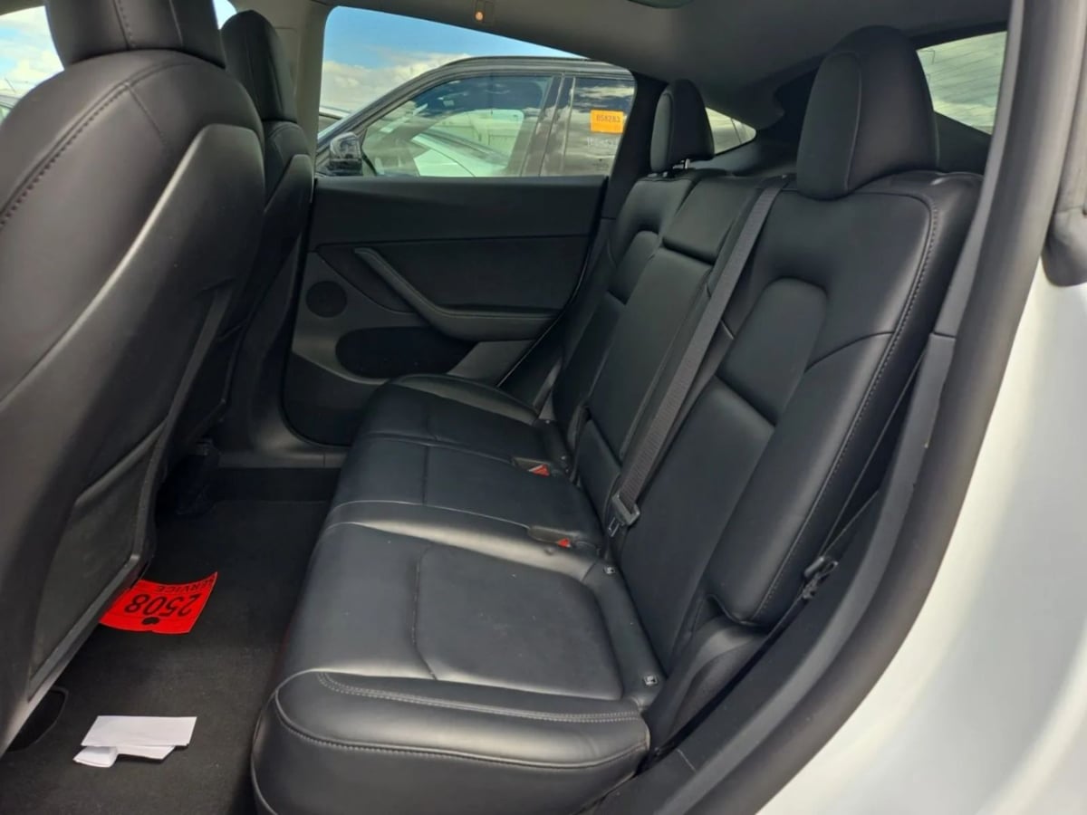 2022 Tesla Model Y Long Range photo 5