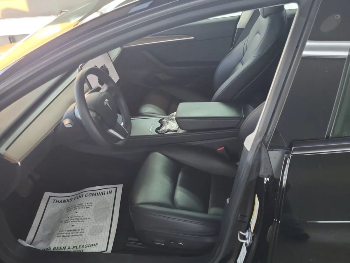 2022 Tesla Model 3 Long Range photo 7