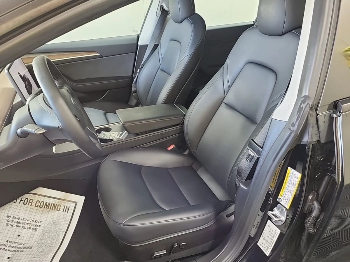 2023 Tesla Model 3 Long Range photo 7
