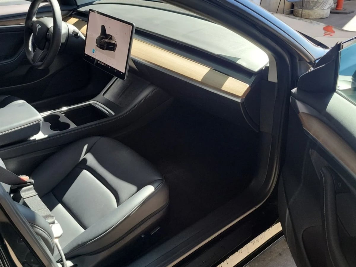 2022 Tesla Model 3 Long Range photo 6