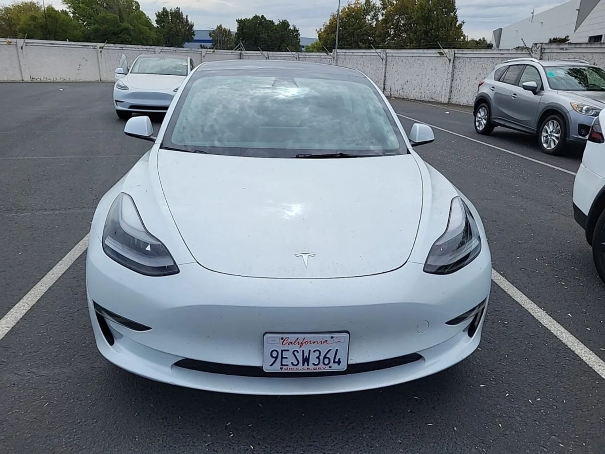 2023 Tesla Model 3 photo 7
