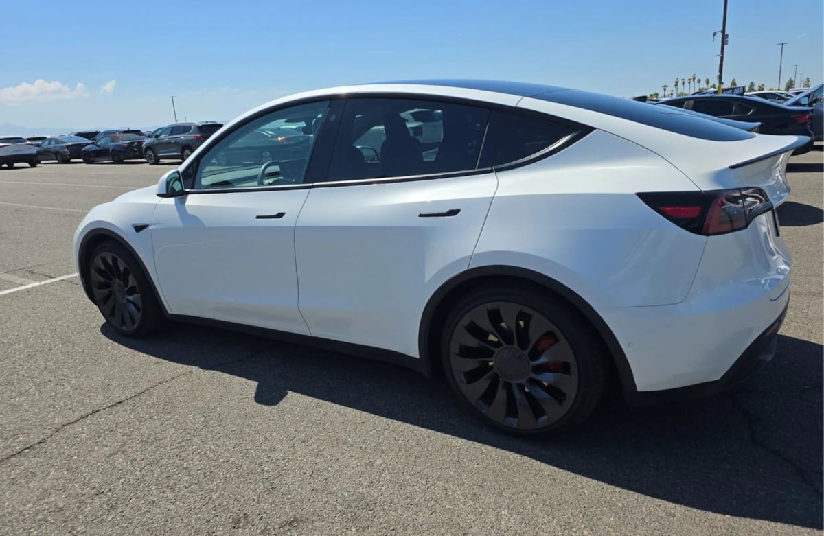 2022 Tesla Model Y Performance photo 2