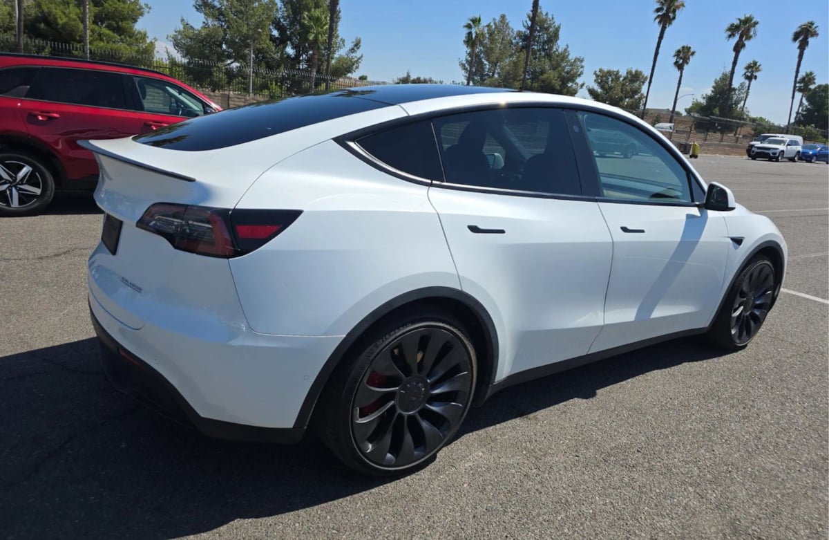 2022 Tesla Model Y Performance photo 8