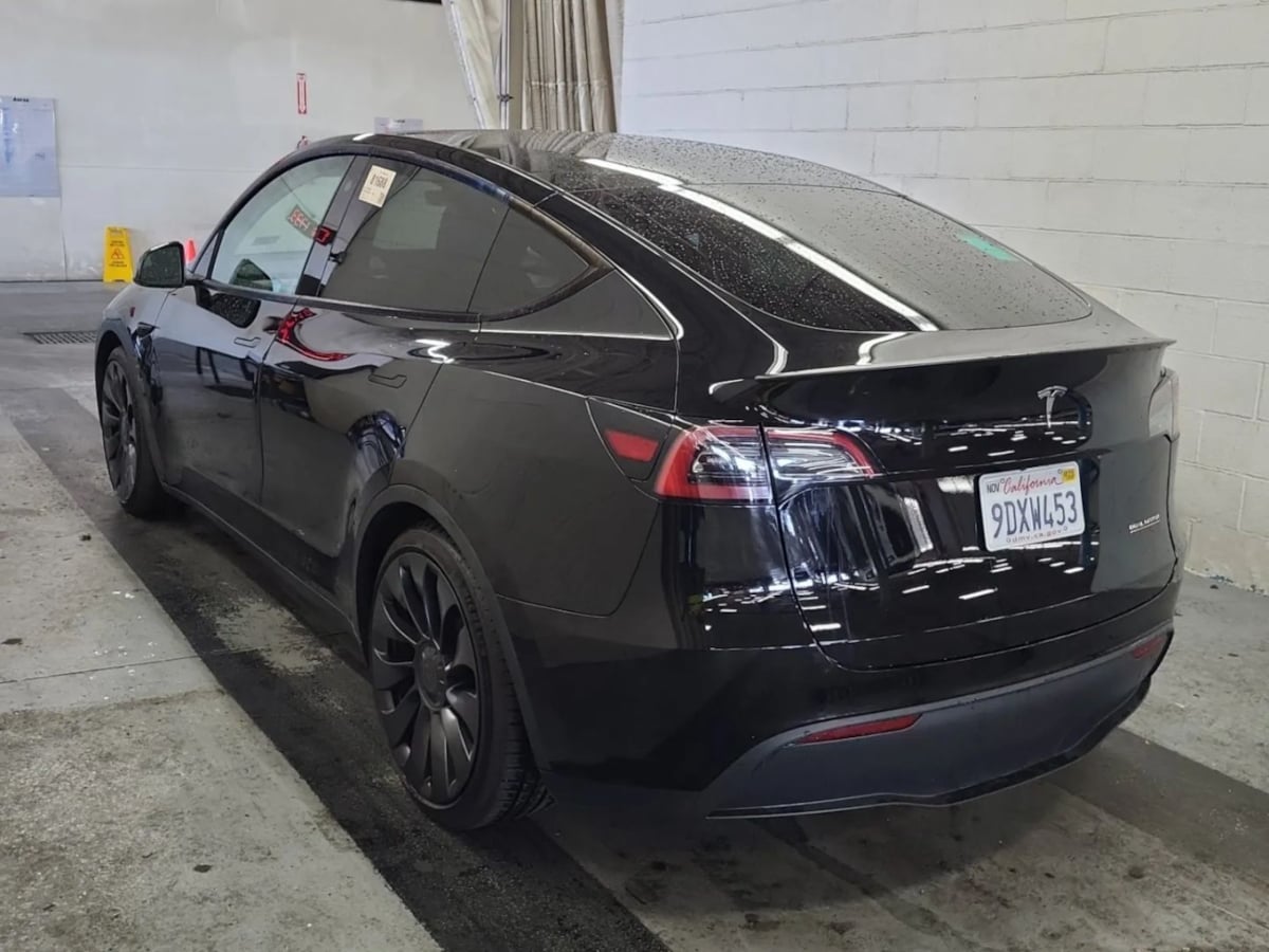 2023 Tesla Model Y Performance photo 2