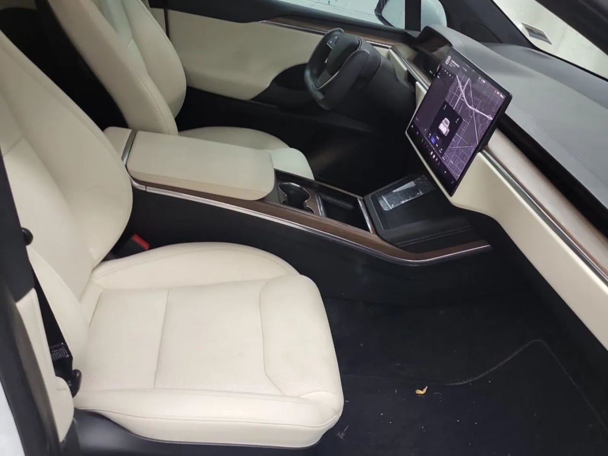 2022 Tesla Model X photo 3