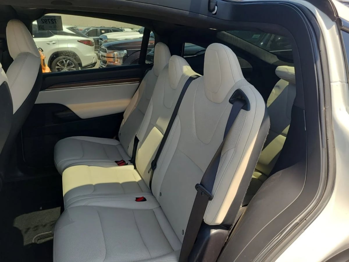 2022 Tesla Model X photo 4