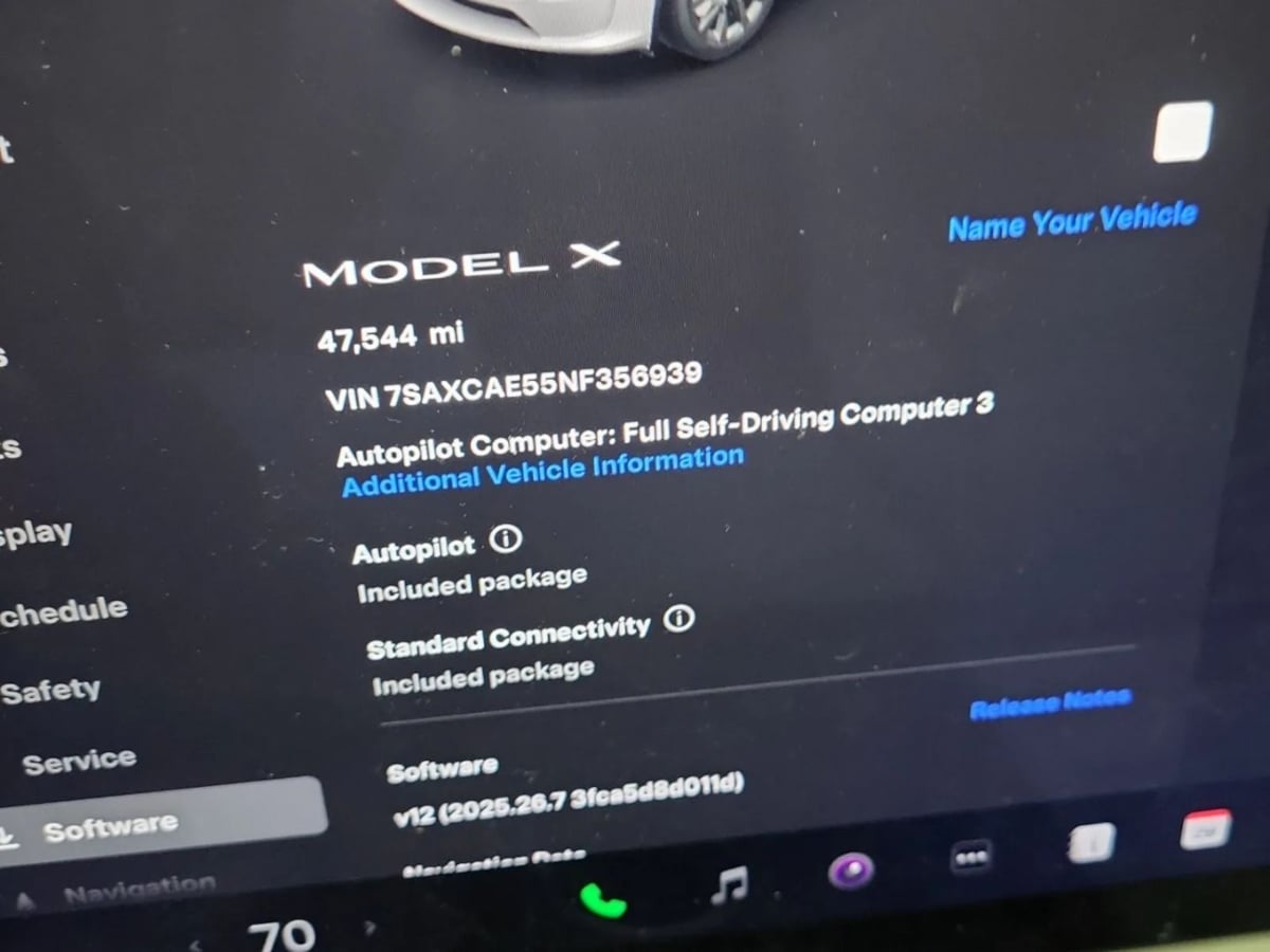 2022 Tesla Model X photo 5