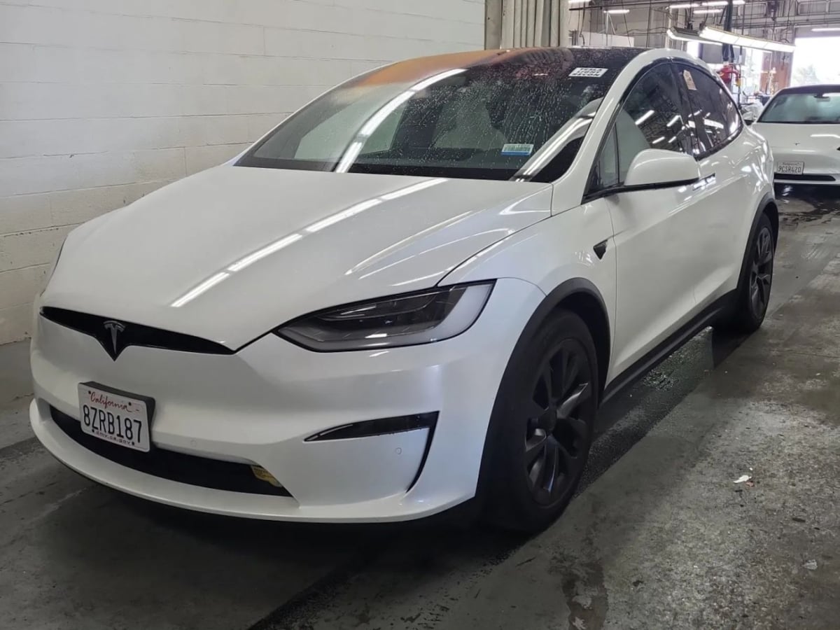 2022 Tesla Model X photo 6