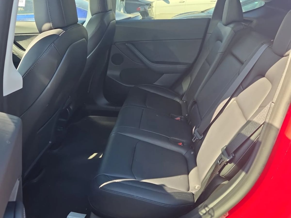 2022 Tesla Model Y Performance photo 2